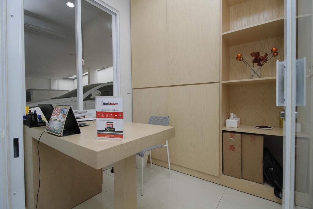 Mk House Scbd Hotell Jakarta Exteriör bild