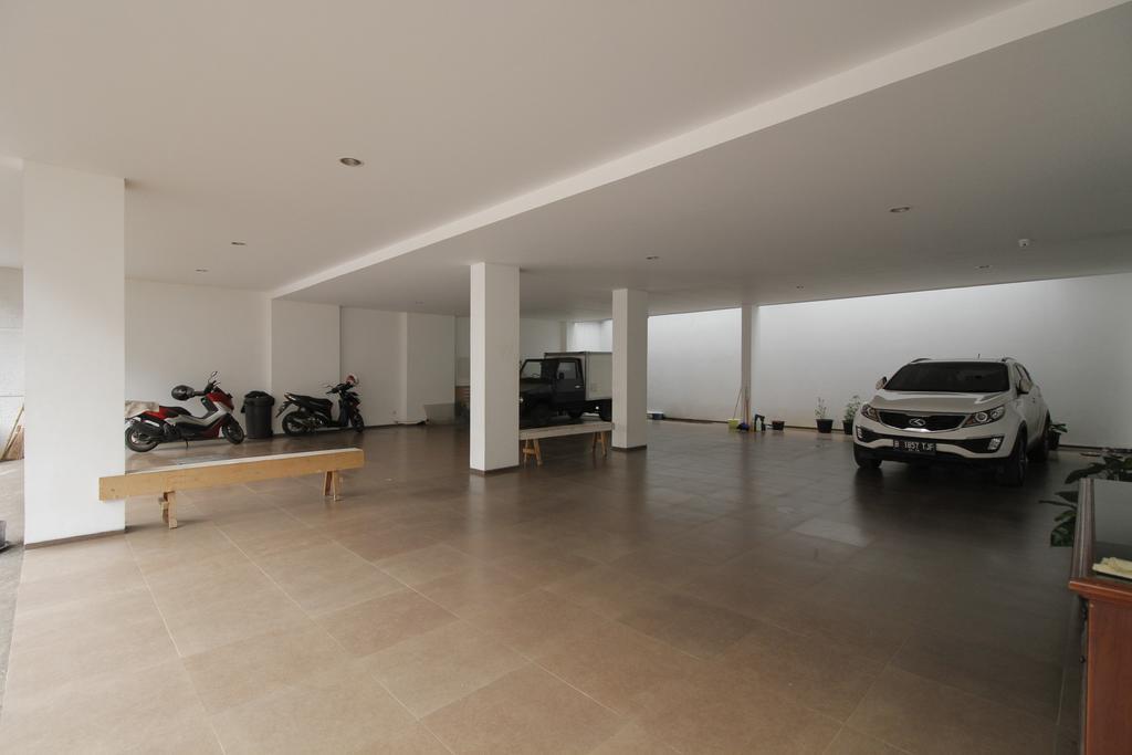 Mk House Scbd Hotell Jakarta Exteriör bild
