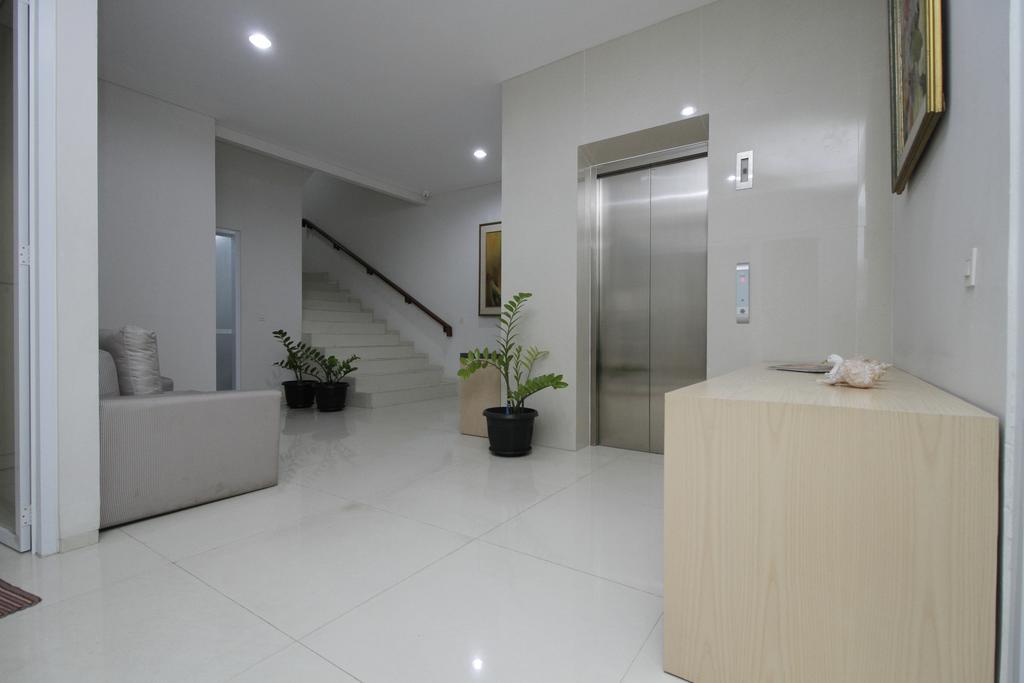 Mk House Scbd Hotell Jakarta Exteriör bild